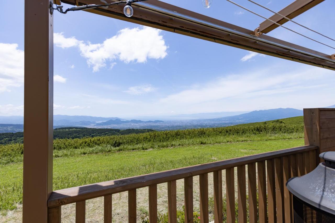 Вилла The Glamping 箱根十国峠 Miyakami Экстерьер фото